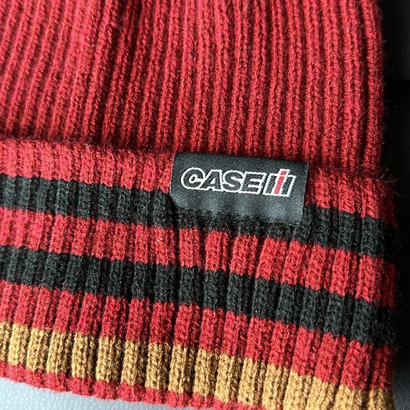 NEW Case IH beanie - Picture 4 of 4